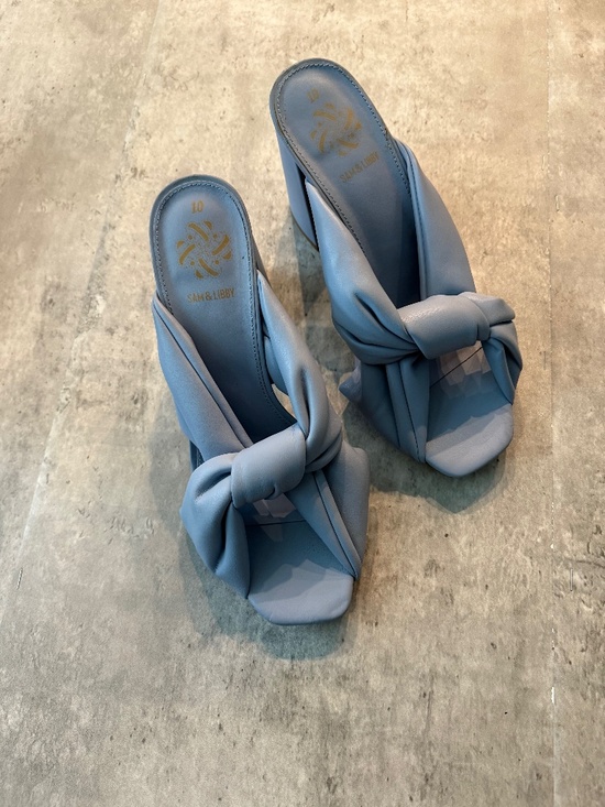 Shoes | Sam And Libby Blue Leather Bow Ties Sandals Heels Sz 1 Dressy ...